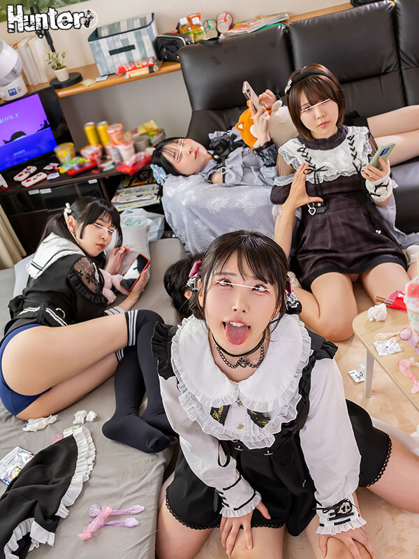 「【素人】家出女子と3P乱交！フェラ・騎乗位・バックで中出し懇願するアへ顔SEX」のサンプル画像1枚目