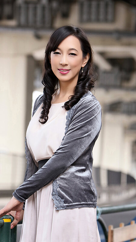 「熟年人妻の濃厚フェラと中出しセックスで絶頂アクメ！巨乳熟女夫婦の愛情交尾6組」のサンプル画像6枚目