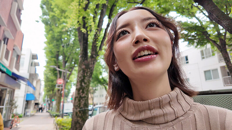 「美咲かんな 美人妻が乱交で中出し絶頂！濃厚キス・接吻で乱れる人妻の本能SEXドキュメント」のサムネイル