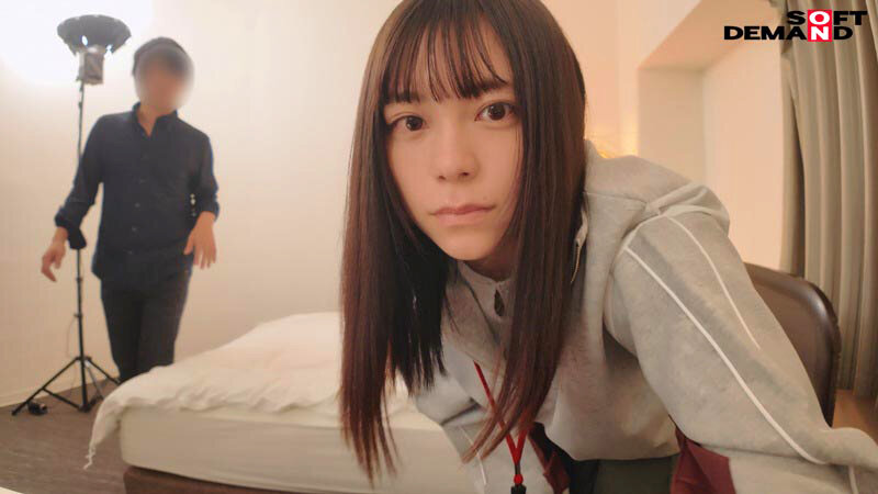 「岡島明来のハメ撮り初体験！素人OLが恥じらいながら魅せる初撮り映像」のサンプル画像13枚目