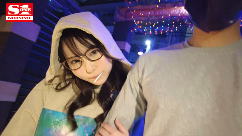 「美少女痴女・香水じゅんの濃厚フェラテクニックでM男を何度もイカせる スレンダー美女の責め」のサンプル画像1枚目