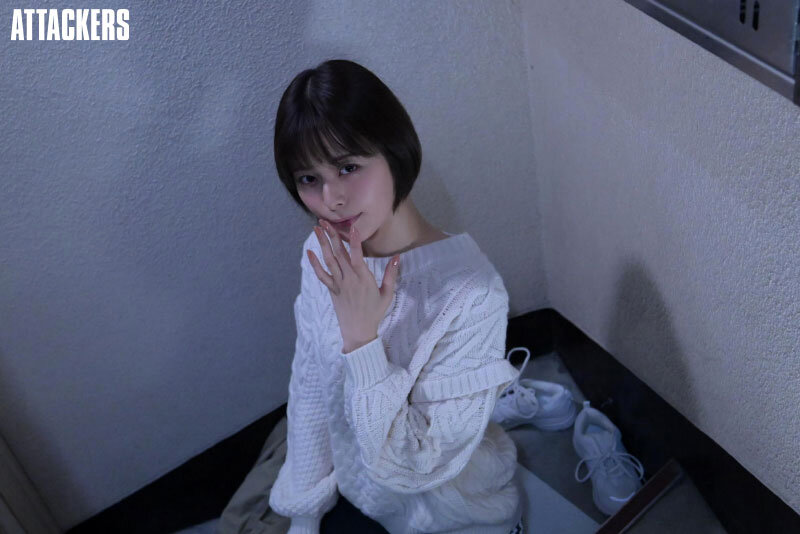 「月乃ルナの濃厚フェラ抜き！無口な美少女お隣さんが痴女化して精子を搾り取る」のサンプル画像3枚目