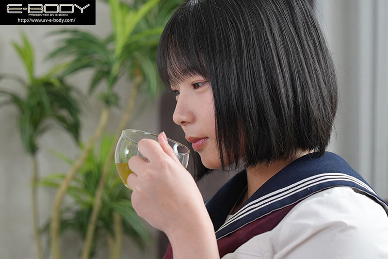 「東峯日奈子のスペンス乳腺マッサージで巨乳美少女が感じるパイズリ＆ローションプレイ」のサムネイル