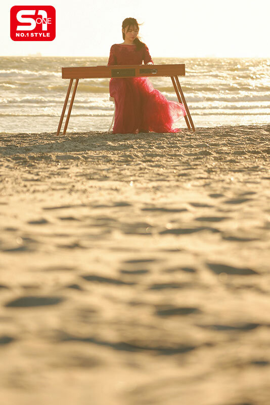 「黒島玲衣の潮吹き厳選シーン|音大出身の敏感美女が魅せる大量噴射ベスト集」のサンプル画像1枚目