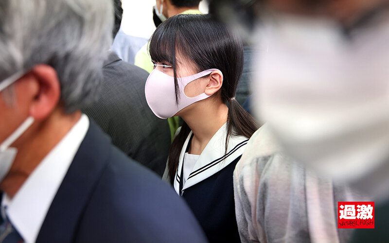 「【素人JK】巨尻女子校生が濃厚ベロキスとフェラでご奉仕！興奮の顔射フィニッシュ」のサムネイル