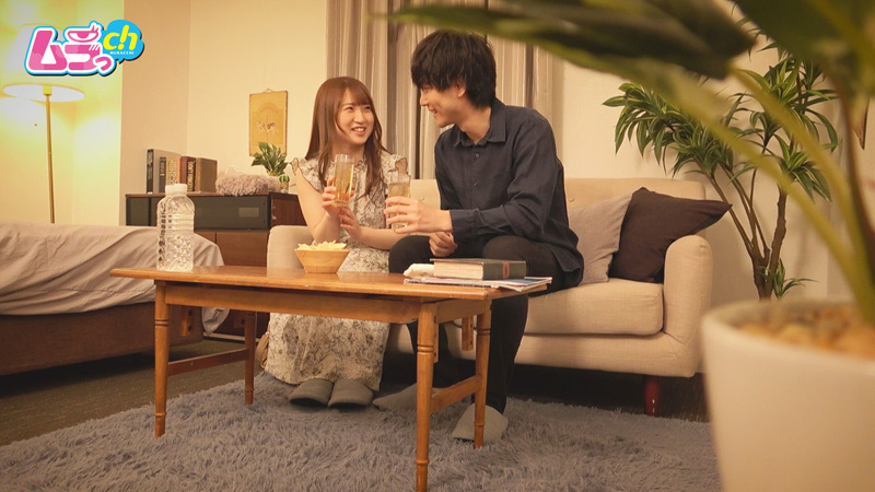 「【素人】【のぞき】バーでナンパされたウブな女性がイケメンとワンナイト！夜遊び初心者の大胆な夜を観察」のサムネイル