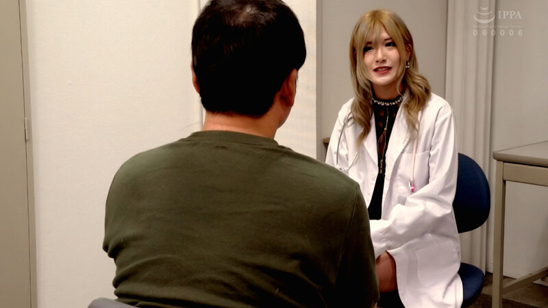 「ワイセツ女医Miiのアナル・フィスト治療でM男調教!SMクリニックの非正統的プレイ」のサンプル画像1枚目