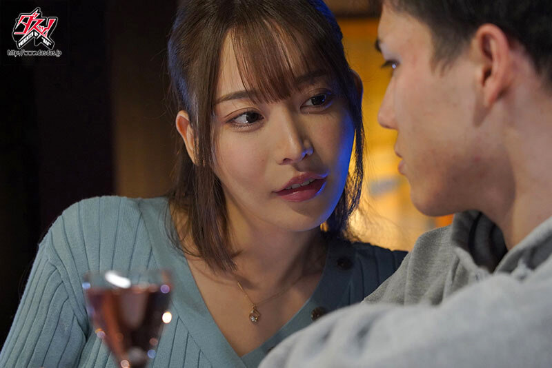 「七瀬アリス 巨乳人妻の禁断不倫セックス 酔った夜に中出しされる濃密な関係」のサムネイル