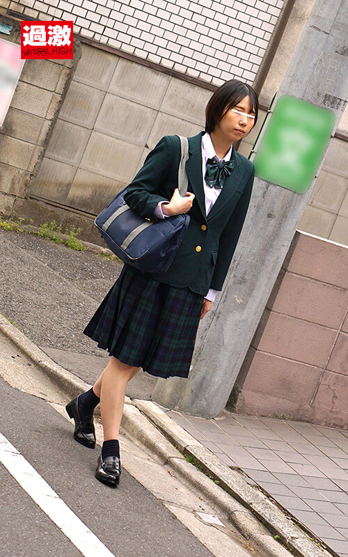 「【女子校生】制服美少女が羞恥プレイで大量潮吹き!寸止め責めで感じまくるJK動画」のサンプル画像15枚目