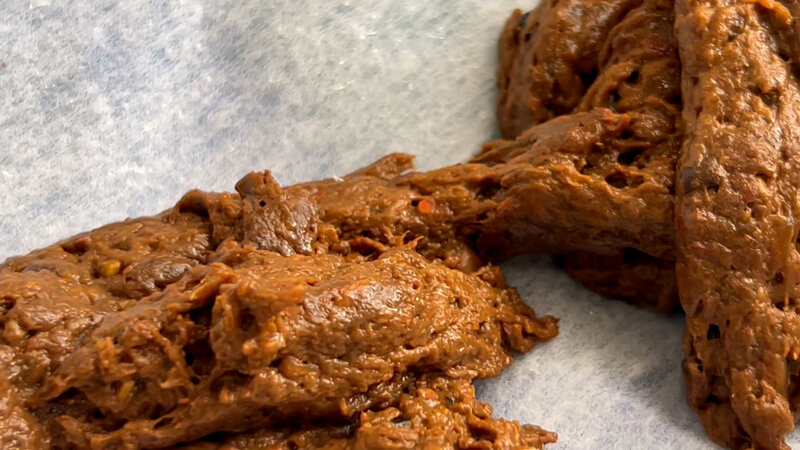 「黒田美沙・伊藤のり子が魅せる放尿・お漏らし＆脱糞プレイ「美沙とのり子の臭い一日」完全版」のサンプル画像8枚目