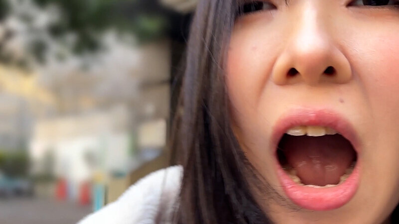 「おっぱい大きめ童顔女子がM男に濃厚鼻フェラ」のサンプル画像5枚目