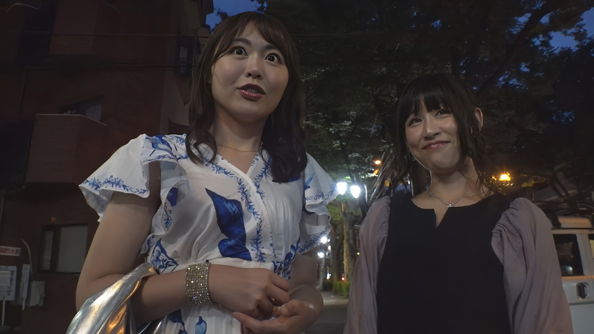 「【熟女】E★人妻DX ひかる＆りりの濃厚プレイ動画｜美熟女2人の魅惑シーン」のサムネイル