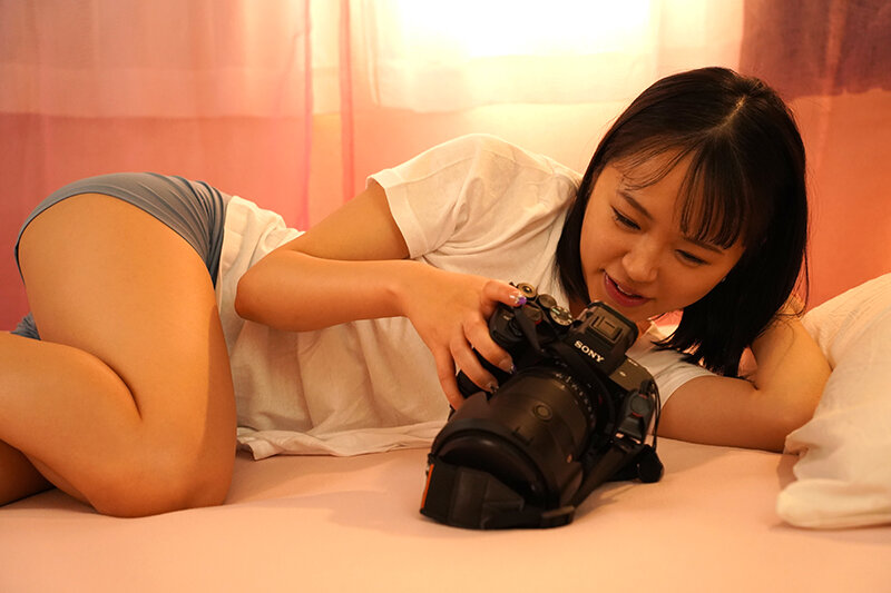 「菊池はるのミニ系美乳ボディで3P・4P潮吹き中出し!推し活女子が騙された衝撃作品」のサンプル画像16枚目