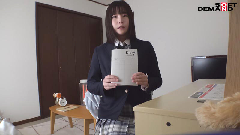 「【素人娘】学生服の養女が中出し＆ごっくんハメ撮り！毎日パパ活で使われる娘の記録」のサンプル画像5枚目
