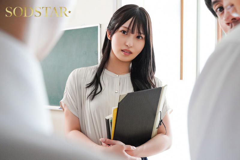 「新川空が魅せる禁断の校内キス＆密着シーン｜新任教師役で話題の美人女優作品」のサムネイル
