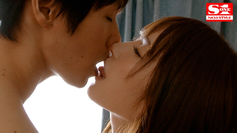 「橋本ありな NTR寝取られ作品｜美少女スレンダー女優の禁欲フェラと浮気の2日間」のサンプル画像8枚目