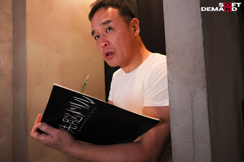 「虹村ゆみ・広瀬美結・桃瀬ひまりがラウンドガール役で3P中出し!アイドル級美女が白目絶頂」のサンプル画像2枚目