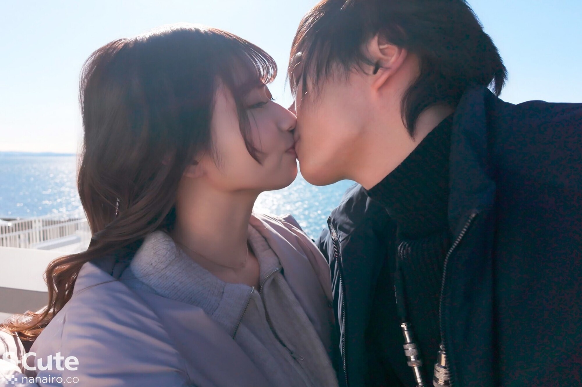 「どこでもやりたい中出しSEX」のサムネイル