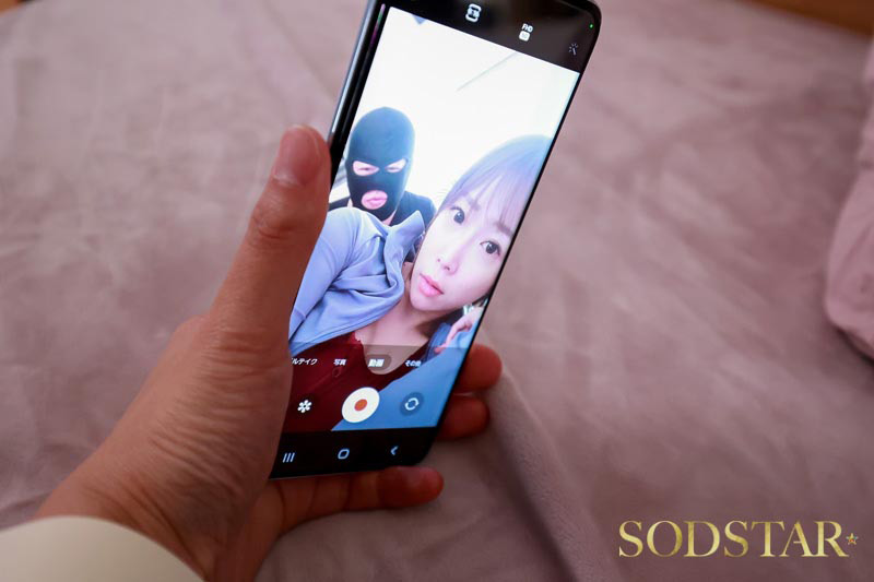 「紗倉まな×自宅侵入×汗だくセックス｜スレンダー美女との濃密プレイがエロすぎる」のサンプル画像3枚目