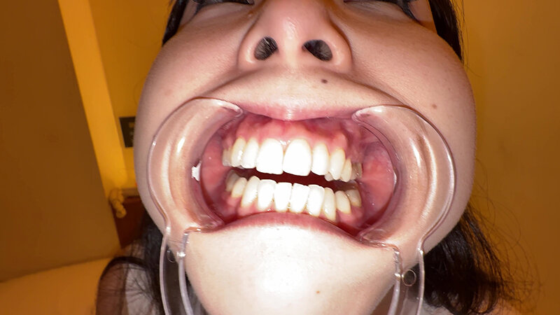 「【横山夏希】美人お姉さんを街角ナンパ！素人風の恥じらいがたまらない濃厚プレイ」のサンプル画像9枚目