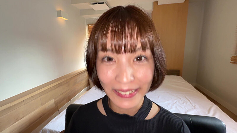 「【玉城夏帆】素人お姉さんをナンパ！初体験の擬似フェラに挑戦する個人撮影動画」のサンプル画像2枚目