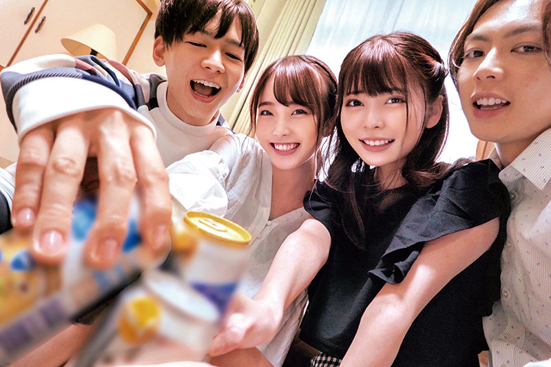 「【素人JD】美少女女子大生2人組が乱交合コンで中出しハメ撮り！本能むき出しの激しいプレイ」のサムネイル