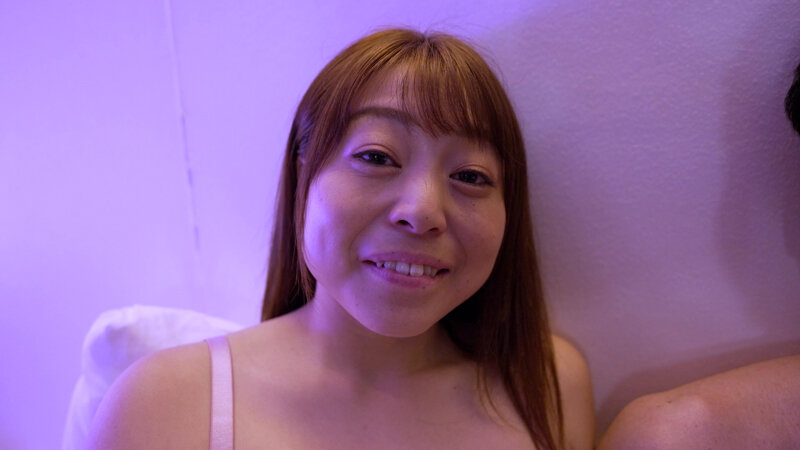 「【赤城穂波】美人お姉さんを街角ナンパ！素人感溢れるリアルな出会いから始まる展開が話題」のサンプル画像7枚目