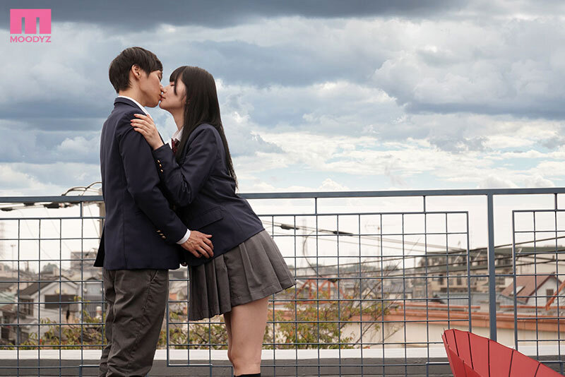「君が好き。 学生時代付き合っていた彼女と偶然再会。クズ彼氏と付き合っていたが僕は彼女と何度もSEXしまくった 純白彩永」のサムネイル