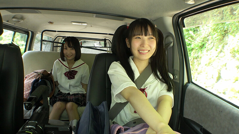 「希咲那奈・由良かなのパイパン微乳美少女が潮吹き絶頂！ミニ系ちっぱい温泉旅行SEX」のサンプル画像2枚目