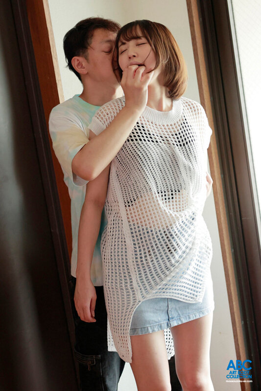 「日向ゆら M女の巨尻美女が中出し・イラマチオ・放尿プレイで感じまくる濃密セックス」のサムネイル