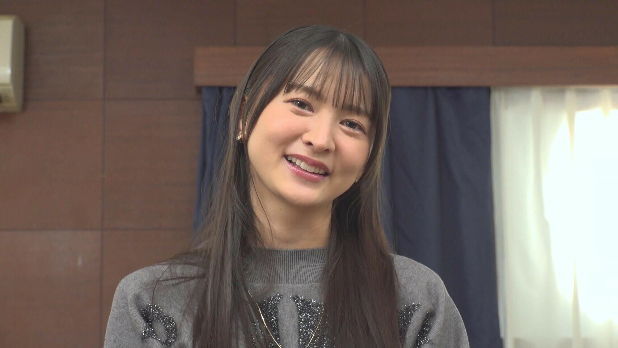 「【素人】スレンダー美少女女子大生が顔面騎乗クンニで連続アクメ絶頂！パイパン敏感ボディに中出し～はるか編～」のサムネイル