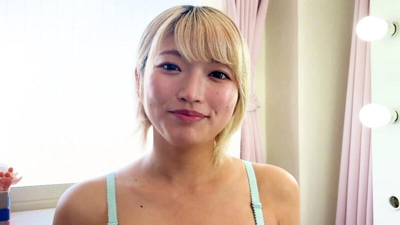 「スレンダーお姉さんの自撮りオナニー配信｜ディルド＆バイブで乱れる素人美女の絶頂映像」のサムネイル
