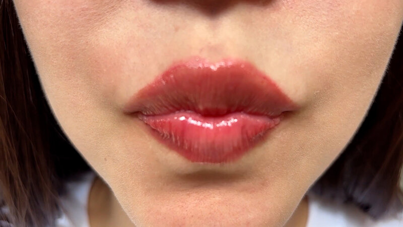 「【素人ナンパ】街角で声をかけたお姉さんまいなちゃんの口内観察体験動画」のサンプル画像9枚目