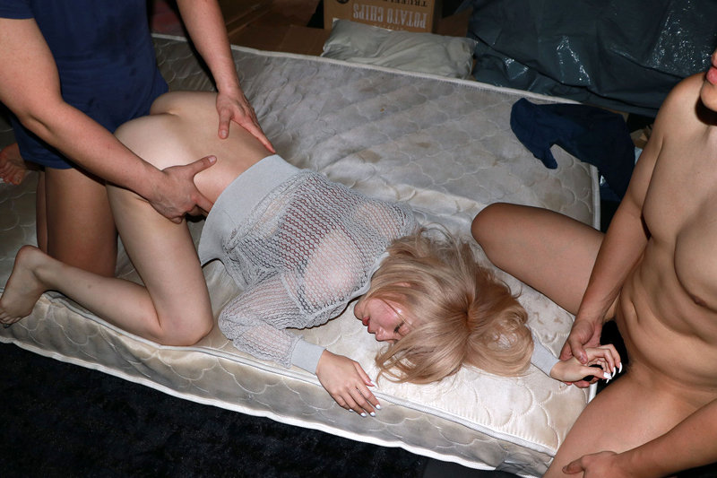 「【素人ギャル】巨乳ギャルに中出し！暗黒093さんの過激プレイ動画が話題」のサンプル画像2枚目