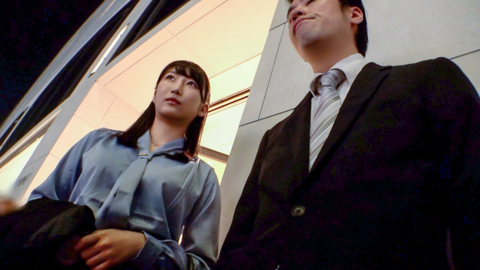 「仕事のストレスでEDになってしまった･･･。その荒療治として自慢の彼女をNTR乱交ハメ撮り！？」のサムネイル