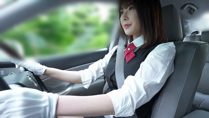 「痴女タクシードライバー辻井ほのか＆三上悠亜が巨乳見せつけオナニー披露！熟女の誘惑テク」のサムネイル