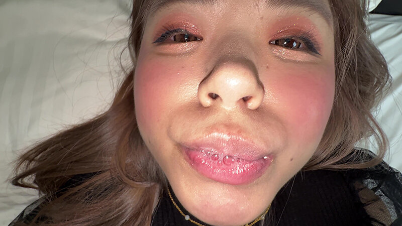 「【菊池はる】美人お姉さんを街でナンパ！素人感がたまらない個人撮影の密着ドキュメント」のサンプル画像16枚目