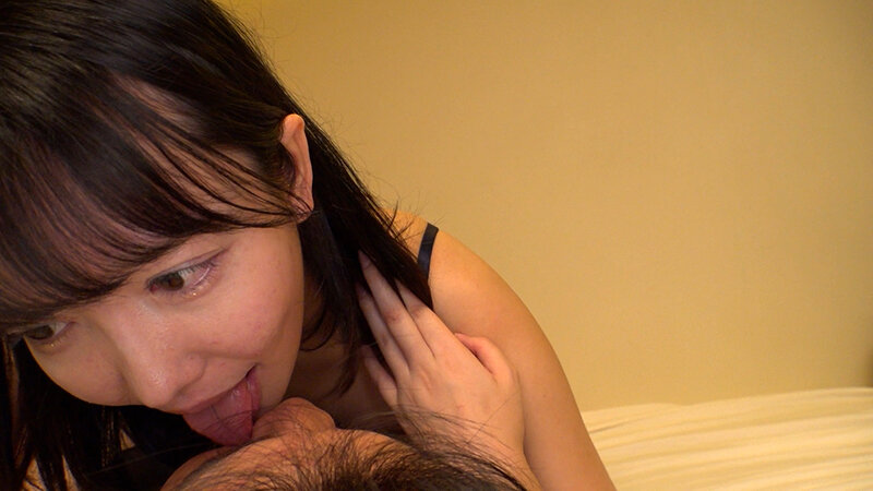 「【素人ナンパ】癒し系お姉さんの濃厚フェラテクニックがエロすぎる厳選動画」のサンプル画像3枚目