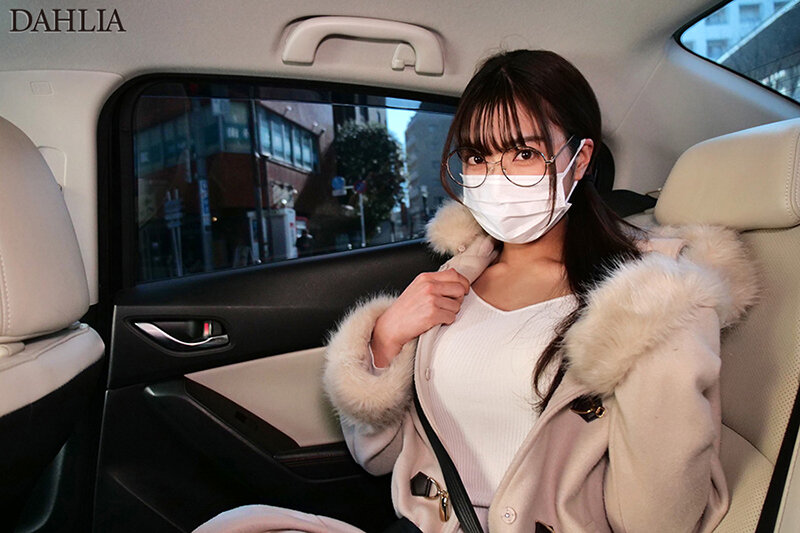 「水川潤｜清楚な人妻が潮吹き・中出し・ごっくんで乱れる不倫セックス動画」のサムネイル