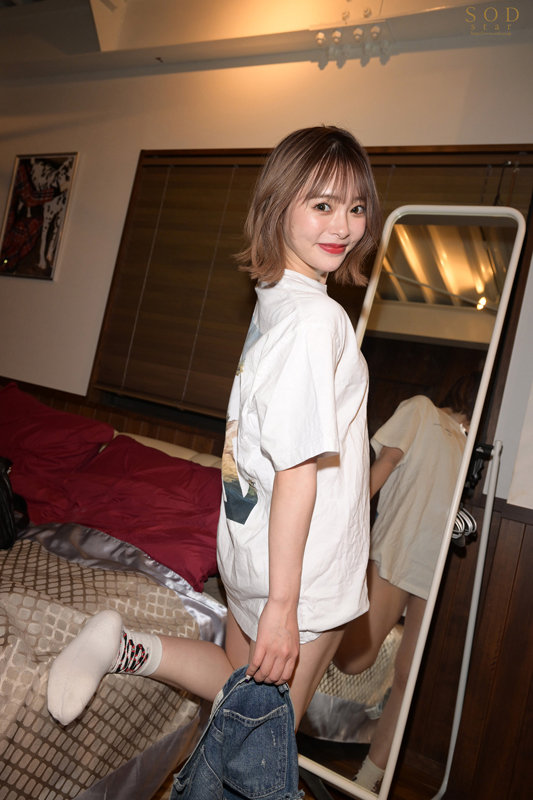 「小倉由菜の痴女プレイがエロい!ハメ撮り中出し手コキで責められる濃厚セックス動画」のサンプル画像2枚目