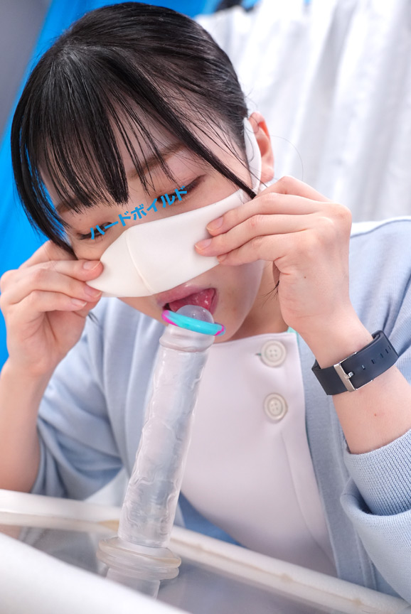 「マジックミラー号ハードボイルド 現役看護師がお口のみで包茎皮むき治療に挑戦！皮に包まれた勃起チ○ポがねっとり舌技でズル剥け！産まれて初めて出てきた亀頭の先から無許可射精がドピュドピュ止まらない！！」のサンプル画像12枚目