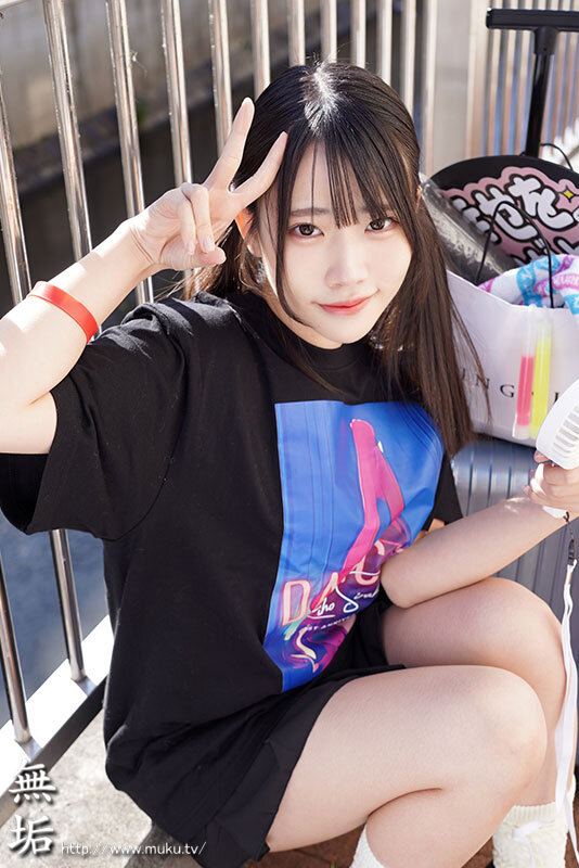 「【素人】巨乳の女オタク同担友達と一線を越えて3P中出し！推しより身近な彼女にハマった日」のサムネイル