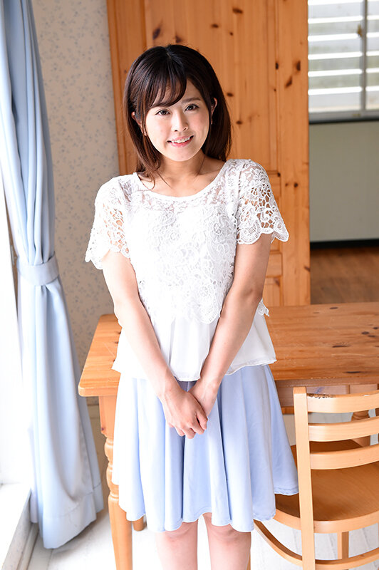 「服部佳子・小島梨花・秋本真子のアイドル級美女が魅せる大胆グラビアBEST集6時間」のサンプル画像14枚目