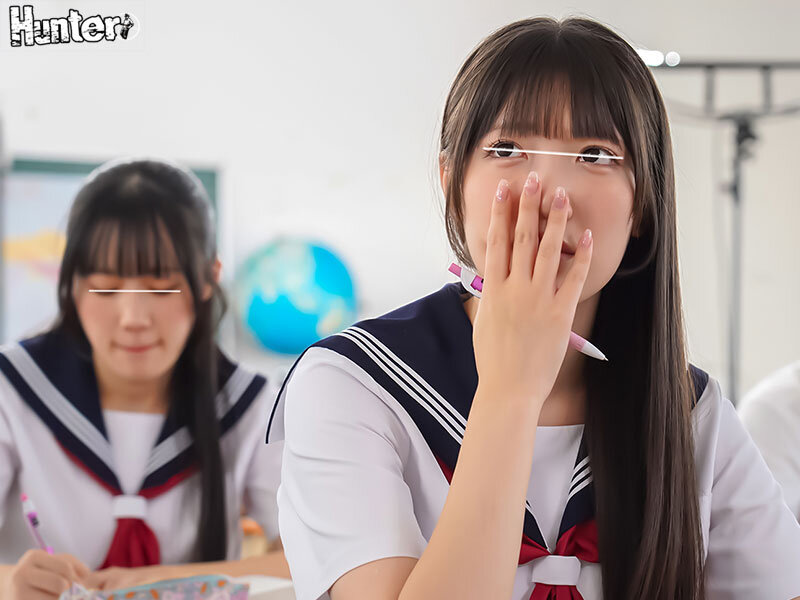 「【女子校生ギャル先生】スタイル抜群ギャル教師がフェラ・騎乗位・中出しで生徒の悩みを解決」のサンプル画像4枚目