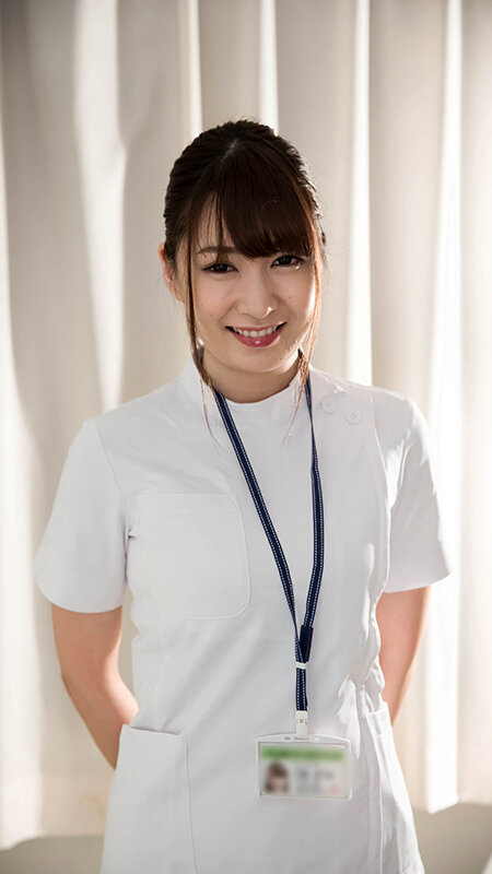 「【巨乳熟女ナース】声我慢で悶絶イキ！人妻看護婦のフェラ顔射中出し12人4時間」のサンプル画像18枚目