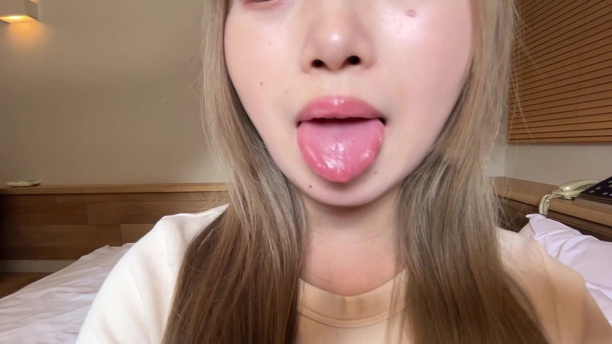 「【素人8名】口腔観察フェチ動画【歯・舌・喉チェック】150分大容量お得セット」のサンプル画像2枚目
