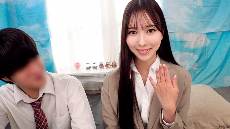 「【素人OL】巨乳の人妻女上司とオイルマッサージで理性崩壊…ローションまみれの禁断中出しNTR体験」のサムネイル