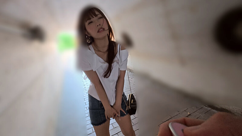 「逢沢みゆの巨乳×巨尻ハメ撮り動画|野外露出&中出しデートで魅せるノーブラおっぱい」のサンプル画像3枚目