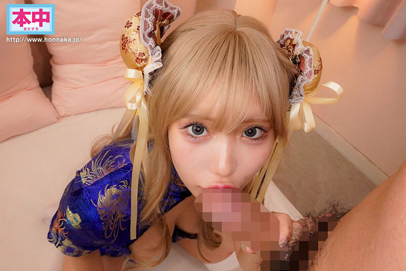 「巨乳コスプレイヤー鈴の家りんが3P4Pでパイズリ中出し！過激オフパコ撮影会」のサンプル画像5枚目