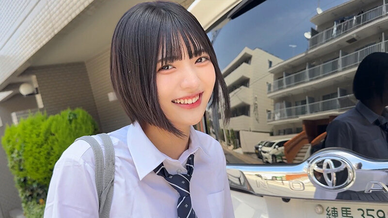 「【素人カップル】女子校生が校内でイタズラからフェラ・中出しまで 流出した学内デート映像」のサンプル画像4枚目